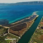 Lägenhet Abo*** Komin (Dubrovnik-Neretva)